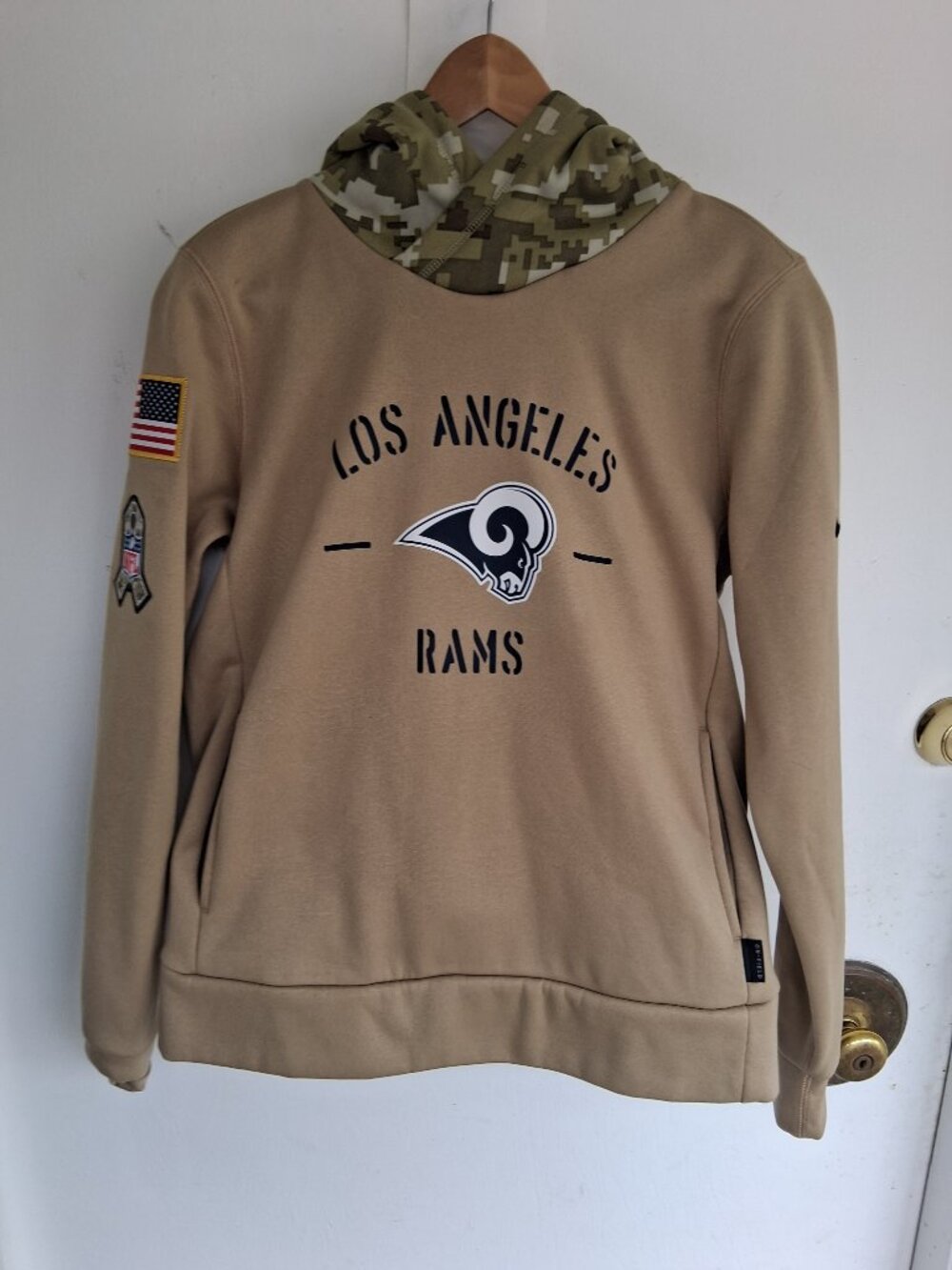 Nike Hoodie Los Angeles Rams Salute To Service Mens Small Tan Military Camo Ex